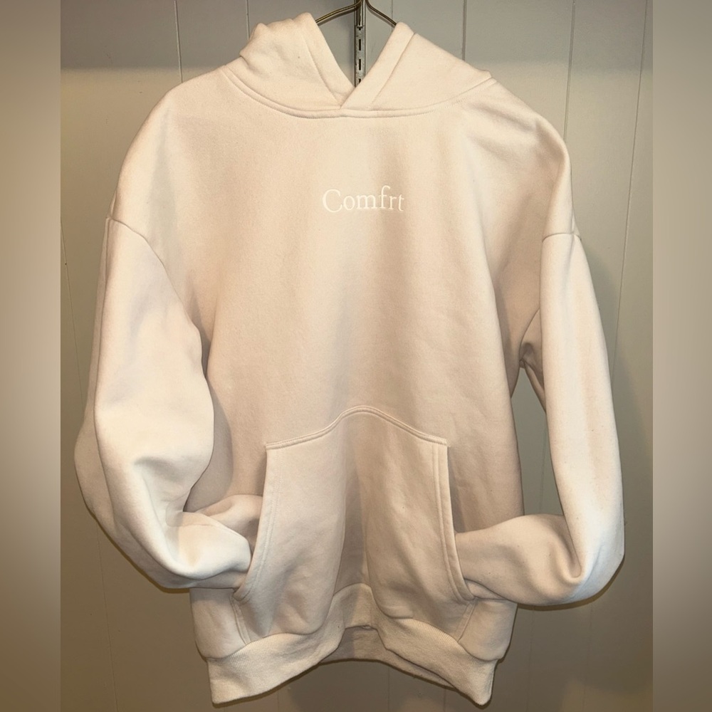 Comfrt Signature Fit Hoodie - Medium